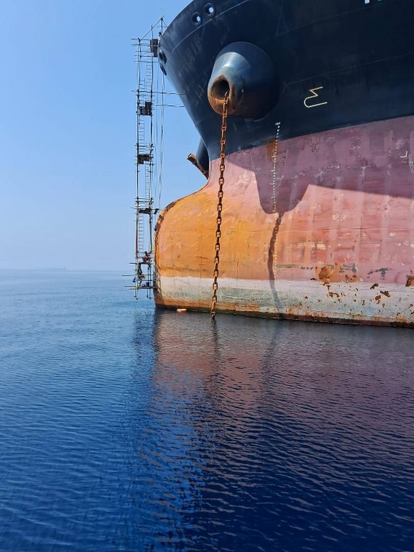 ​​AFLOAT , LAY-BY  &amp;  DOCKING REPAIRS